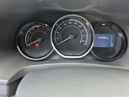 2019  Renault Logan - Image 21