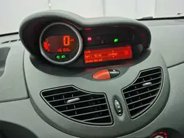 2014  Renault Twingo - Image 25