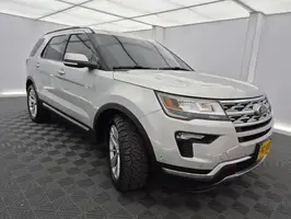 2018  Ford Explorer - Image 55