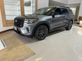 2025  Ford Explorer - Image 8