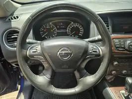 2017  Nissan Pathfinder - Image 43