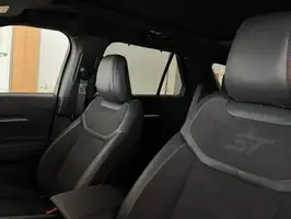 2025  Ford Explorer - Image 12