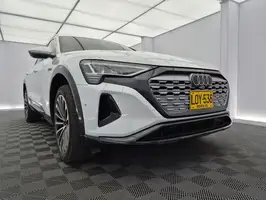 2024  Audi Q8 - Image 9