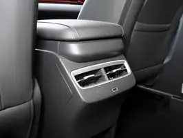 2026  Jetour Unknown - Image 18