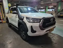 2021  Toyota Hilux - Image 6