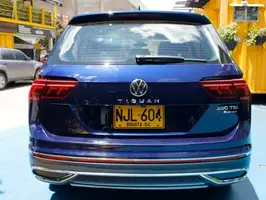 2023  Volkswagen Tiguan - Image 9