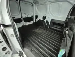 2021  Renault Kangoo - Image 22