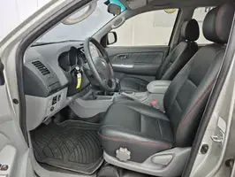 2011  Toyota Hilux - Image 20