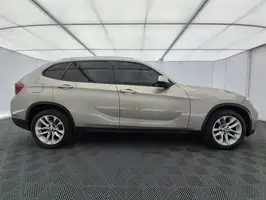 2015  Bmw X1 - Image 16