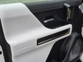 2025  Mercedes Unknown - Image 17