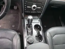 2019  Ford Explorer - Image 30