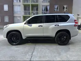 2011  Toyota Prado - Image 38