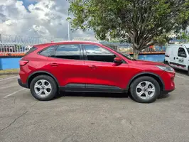 2021  Ford Escape - Image 36