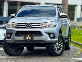 2018  Toyota Hilux - Image 6