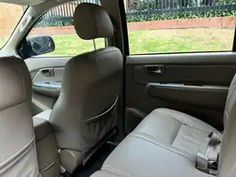 2010  Toyota Fortuner - Image 15