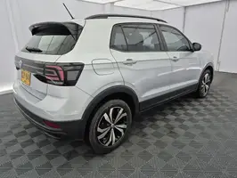 2021  Volkswagen T - Image 16