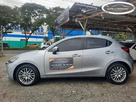 2022  Mazda 2 - Image 6