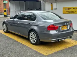 2012  Bmw Serie - Image 14