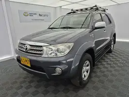 2012  Toyota Fortuner - Image 11