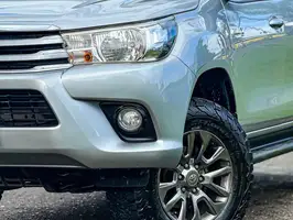 2018  Toyota Hilux - Image 9