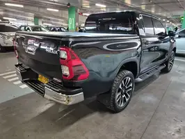 2022  Toyota Hilux - Image 32