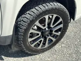 2013  Toyota Prado - Image 22