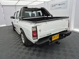 2013  Nissan Np300 - Image 12