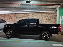 2022  Toyota Hilux - Image 26