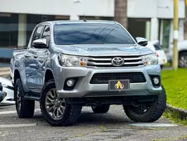 2018  Toyota Hilux - Image 7