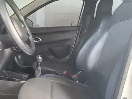 2024  Renault Kwid - Image 17