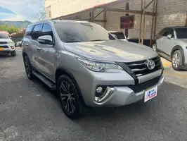 2019  Toyota Fortuner - Image 6
