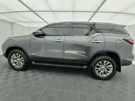 2024  Toyota Fortuner - Image 11
