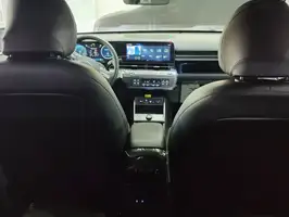 2025  Hyundai Kona - Image 17