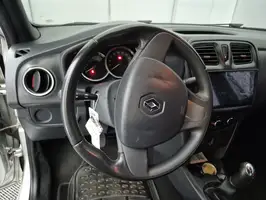 2020  Renault Logan - Image 23