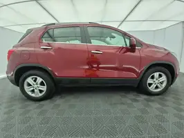 2019  Chevrolet Tracker - Image 30