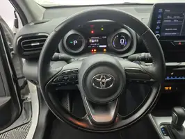 2023  Toyota Yaris - Image 25