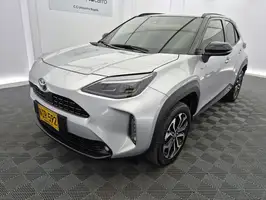 2024  Toyota Yaris - Image 9