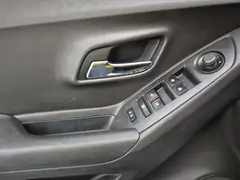 2017  Chevrolet Tracker - Image 24