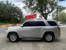 2017  Toyota 4Runner - Image 14