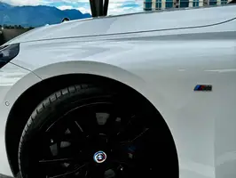 2023  Bmw Serie - Image 17
