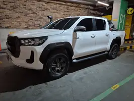 2021  Toyota Hilux - Image 10