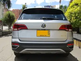 2022  Volkswagen Taos - Image 21