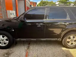 2012  Ford Escape - Image 30