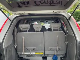 2013  Kia Carnival - Image 25