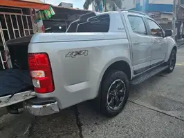 2023  Chevrolet Colorado - Image 10