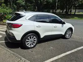 2022  Ford Escape - Image 15