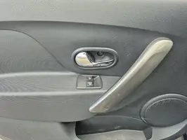 2019  Renault Logan - Image 20