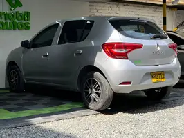 2022  Renault Sandero - Image 32