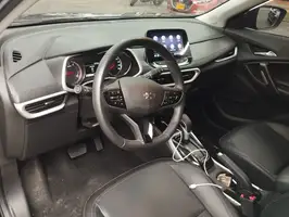 2025  Chevrolet Tracker - Image 14