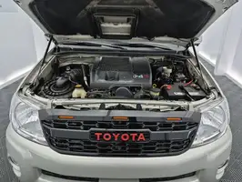2011  Toyota Hilux - Image 26